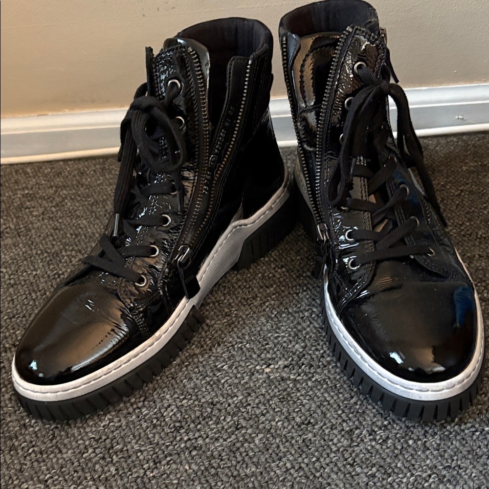 Gabor Black Ankle Boots with White Sole